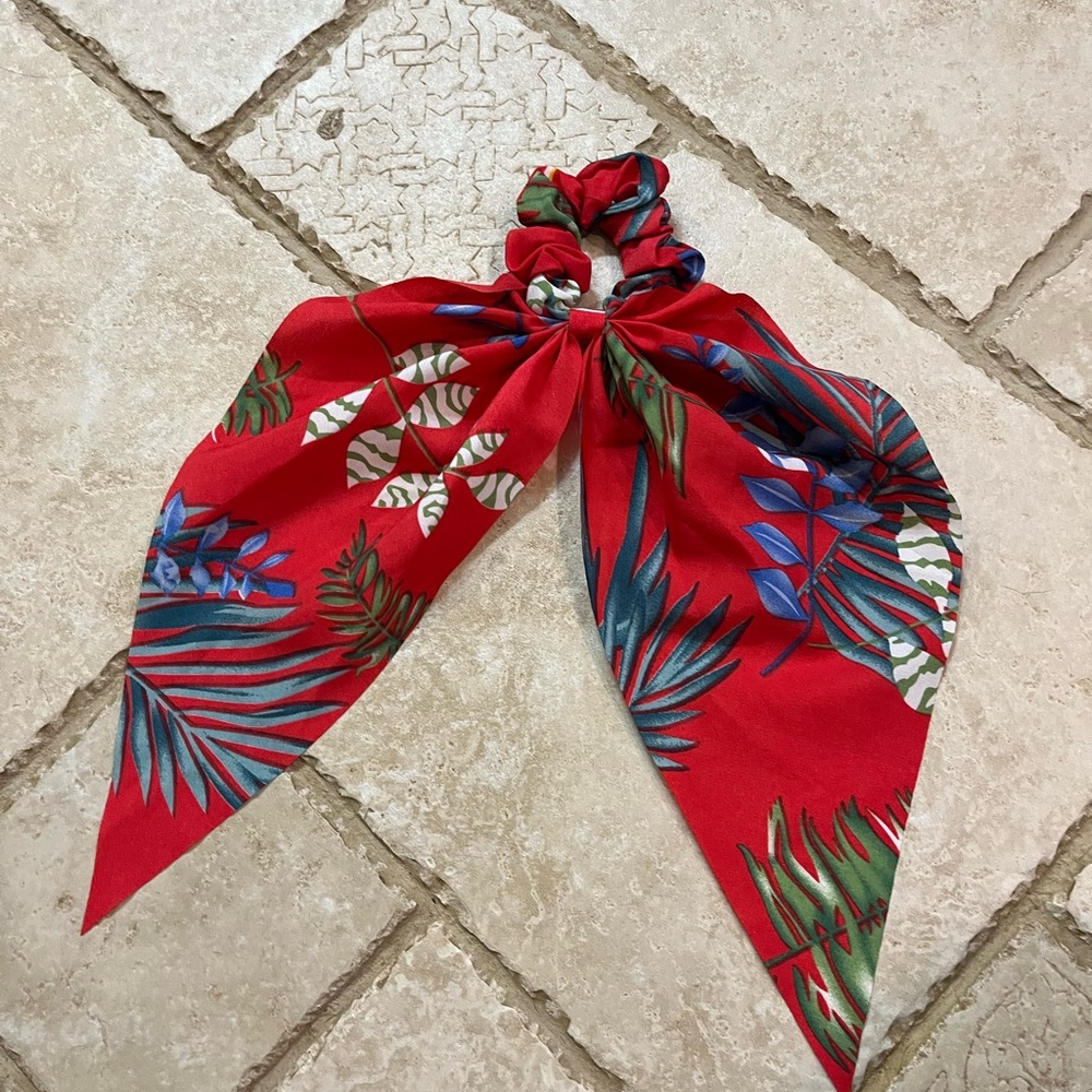 NWOT Anthropologie red scrunchie hair scarf
